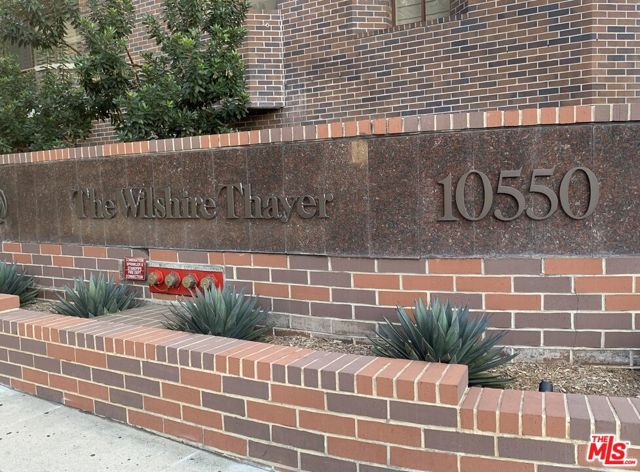 10550 Wilshire Boulevard, Los Angeles CA: https://media.crmls.org/mediaz/a2066f7e-5eb4-4284-b16f-84ffd5013df3.jpg