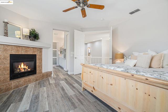 1139 Jordan Ct, Brentwood CA: https://media.crmls.org/mediaz/a2072ab3-1913-47ce-8f97-1be004ebee54.jpg