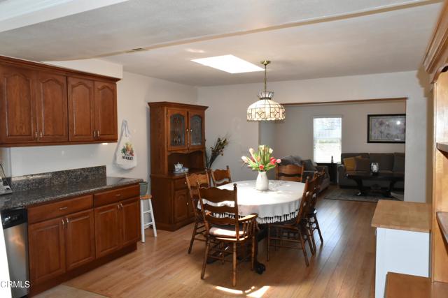 1101 Novato Drive, Oxnard CA: https://media.crmls.org/mediaz/a2078198-090e-4b6a-835f-df344e094d18.jpg