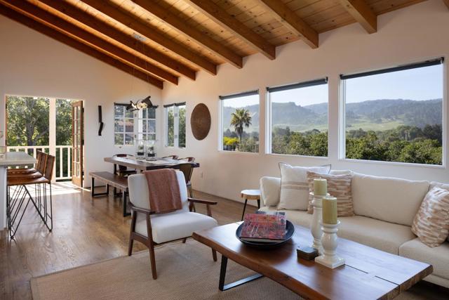 26282 Atherton Drive, Carmel CA: https://media.crmls.org/mediaz/a208c6e0-3b46-4d16-8e5e-28e72d71f4e5.jpg