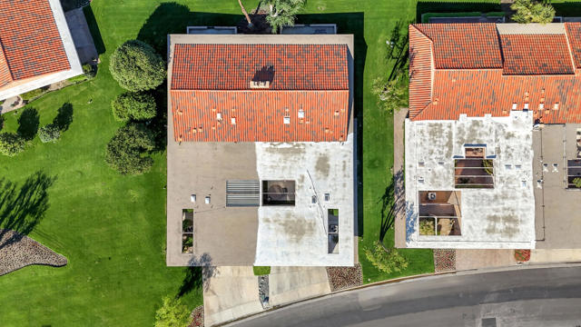 77690 Seminole Rd, Indian Wells CA: https://media.crmls.org/mediaz/a208fe83-4ca5-4172-9475-3338149fa265.jpg