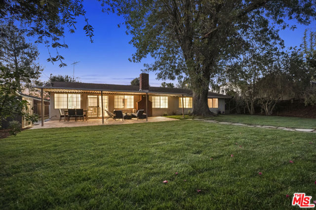 20338 Coulson Street, Woodland Hills CA: https://media.crmls.org/mediaz/a209a06f-7ab8-44a7-b45f-e80296b6ba77.jpg
