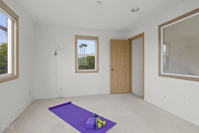 Detail Gallery Image 37 of 56 For 2351 Pierpont Bld, Ventura,  CA 93001 - 3 Beds | 2/1 Baths