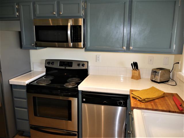 78347 Scarlet Court, La Quinta CA: https://media.crmls.org/mediaz/a20b1bb2-a2ac-41d9-a4df-0ae9d3bc1a9f.jpg