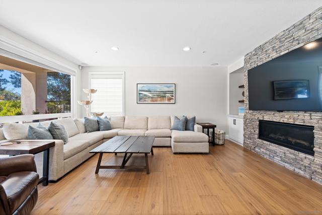 301 Cantle Lane, Encinitas CA: https://media.crmls.org/mediaz/a20b1e7b-ce0a-464f-81ee-e8d370b954ec.jpg