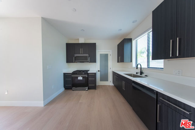 17443 Valerio Street, Van Nuys CA: https://media.crmls.org/mediaz/a20badbd-14fa-4821-8c79-2f21350d5b5a.jpg