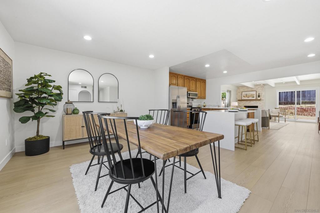 8595 Flanders Dr - photo 2