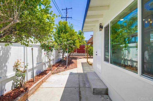 Detail Gallery Image 26 of 30 For 215 N R Ave, National City,  CA 91950 - 3 Beds | 1 Baths