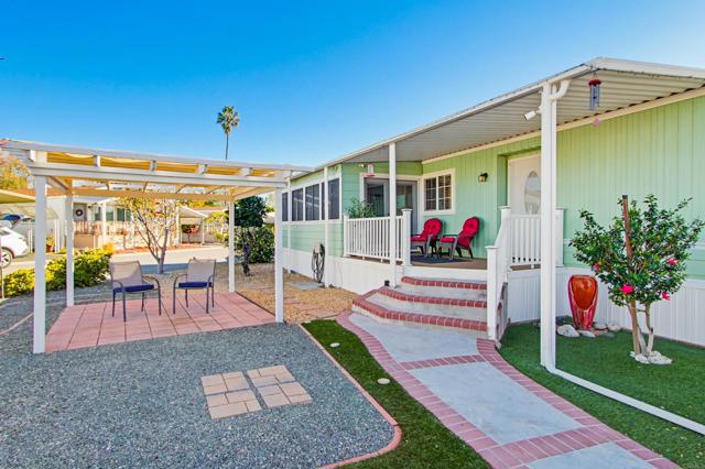 Detail Gallery Image 5 of 67 For 200 N El Camino Real #410,  Oceanside,  CA 92058 - 2 Beds | 2 Baths