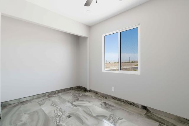 72420 Windlass Drive, Mecca CA: https://media.crmls.org/mediaz/a20d953d-4fe5-495e-917d-7e778b619551.jpg