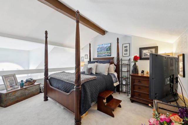 52 Cape Hatteras Court, Redwood City CA: https://media.crmls.org/mediaz/a20e58f4-6d6e-4e16-abd2-38dd9018efaa.jpg