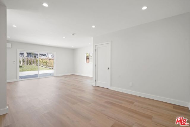 1563 E Elizabeth Street, Pasadena CA: https://media.crmls.org/mediaz/a20fc2b6-f7b1-414a-a661-947d862b7fb1.jpg