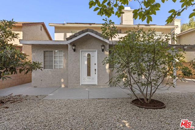8557 Norwich Avenue, North Hills CA: https://media.crmls.org/mediaz/a20fdf11-3ec1-42ad-b381-5bbe98a876d2.jpg