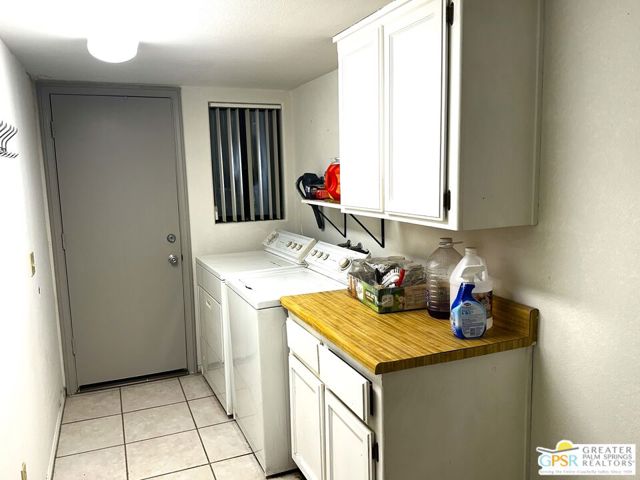 68200 Durango Road, Cathedral City CA: https://media.crmls.org/mediaz/a2104a15-50c2-43b3-83d4-006f1c980cd4.jpg