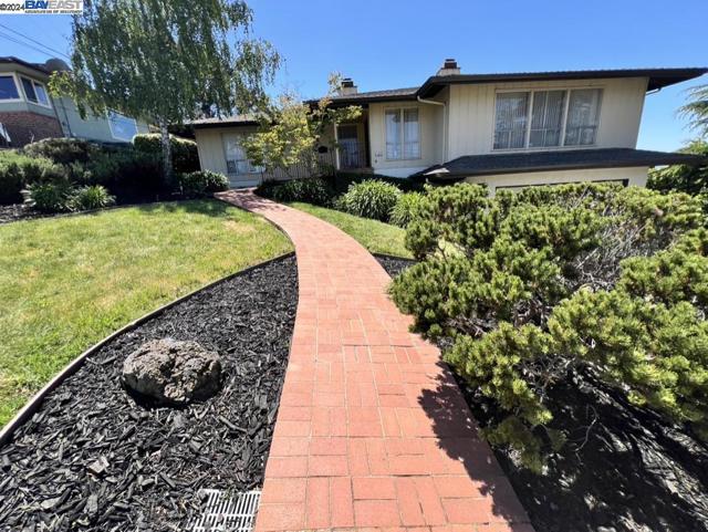 Image 4 of 55 For 1623 Graff Avenue