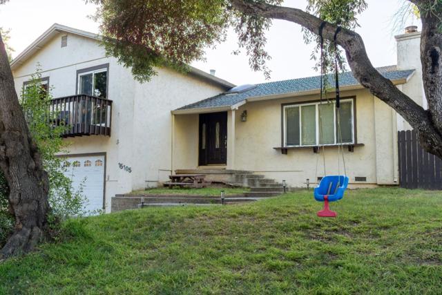 15105 Charter Oak Boulevard, Salinas CA: https://media.crmls.org/mediaz/a214811d-e2c5-4c30-bb51-f81b4da6cd4b.jpg