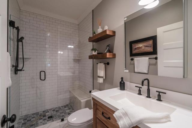 10555 Watsonville Road, Gilroy CA: https://media.crmls.org/mediaz/a2155b28-8733-47f7-892d-b91995fa6e8d.jpg