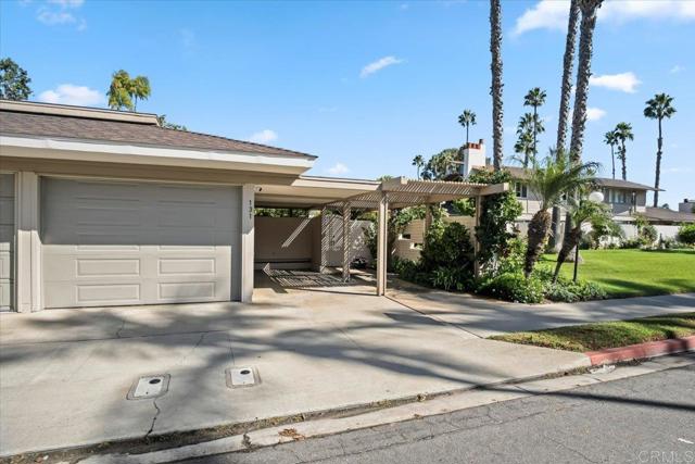 Detail Gallery Image 40 of 44 For 131 Cancha De Golf, Rancho Santa Fe,  CA 92091 - 2 Beds | 2 Baths