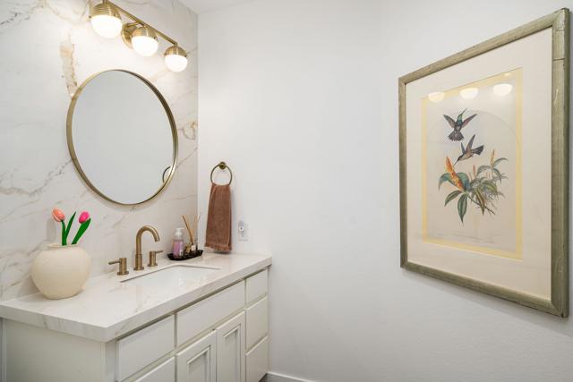 56765 Merion, La Quinta CA: https://media.crmls.org/mediaz/a2162727-9781-4843-8691-c770f7a569be.jpg