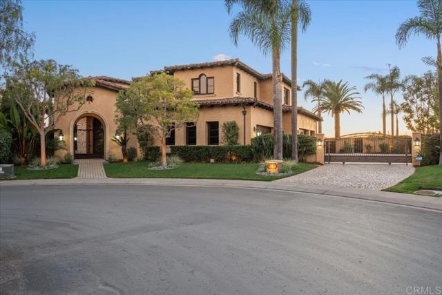 5015 Rancho Quinta Bend, San Diego CA: https://media.crmls.org/mediaz/a2166542-17ad-4b2d-af8d-0a66bd4ee27b.jpg