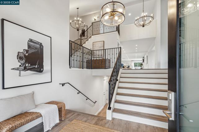 1019 Silverhill Drive, Lafayette CA: https://media.crmls.org/mediaz/a2173d6f-6c38-4d81-8d30-1135b400138b.jpg