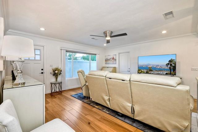 1221 4th St, San Diego CA: https://media.crmls.org/mediaz/a217f731-9bcb-482f-9735-316d4a2182ef.jpg