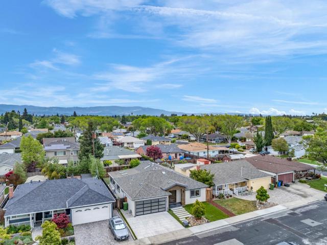 638 Enos Court, Santa Clara CA: https://media.crmls.org/mediaz/a218f6bf-3cb3-4e45-8293-7c660d944f77.jpg