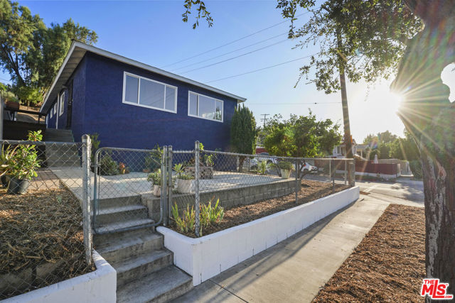 1028 Avenue 52, Los Angeles, California 90042, 3 Bedrooms Bedrooms, ,1 BathroomBathrooms,Single Family Residence,For Sale,Avenue 52,24424099