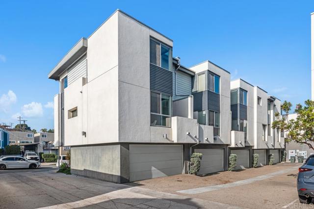 Detail Gallery Image 24 of 24 For 2187 Catalina Bld, San Diego,  CA 92107 - 2 Beds | 2/1 Baths