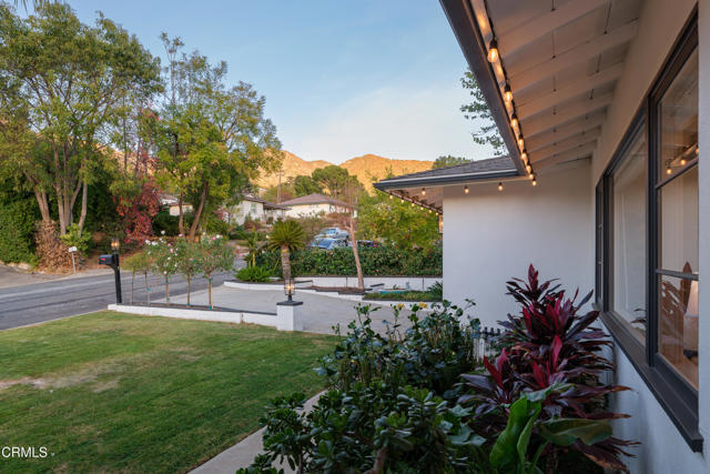 Detail Gallery Image 48 of 69 For 2450 Janet Lee Dr, La Crescenta,  CA 91214 - 2 Beds | 2 Baths