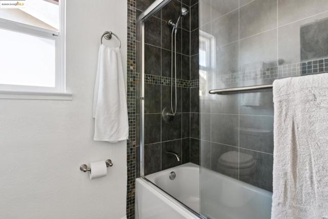 2309 Potrero Ct, Pinole CA: https://media.crmls.org/mediaz/a21aa142-6ac6-4790-ab2d-d8d8b19e71fc.jpg