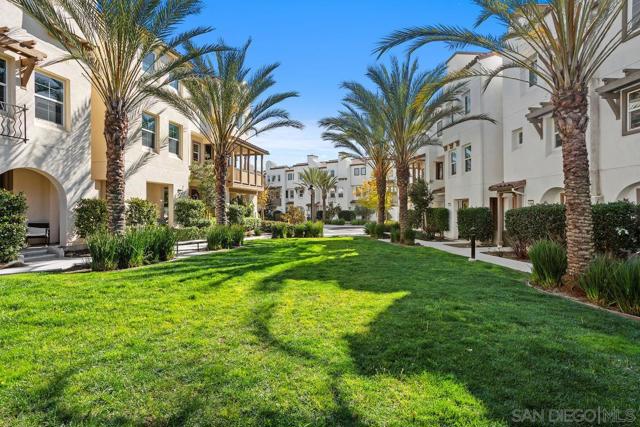 12932 Peppergrass Creek Gate, San Diego, California 92130, 3 Bedrooms Bedrooms, ,2 BathroomsBathrooms,Townhouse,For Sale,Peppergrass Creek Gate,250019892SD