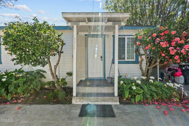 3171 E Los Angeles Avenue, Somis CA: https://media.crmls.org/mediaz/a21b6130-d9d7-47ac-8f5d-2cfdb59d58ab.jpg