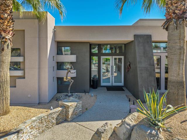 8 Ledgestone Lane, Rancho Mirage CA: https://media.crmls.org/mediaz/a21c328e-4856-46bd-93f7-9460f20a1fed.jpg