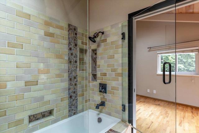 21721 Summit Road, Los Gatos CA: https://media.crmls.org/mediaz/a21d7364-ef38-4217-bf5c-f40089d29dd4.jpg