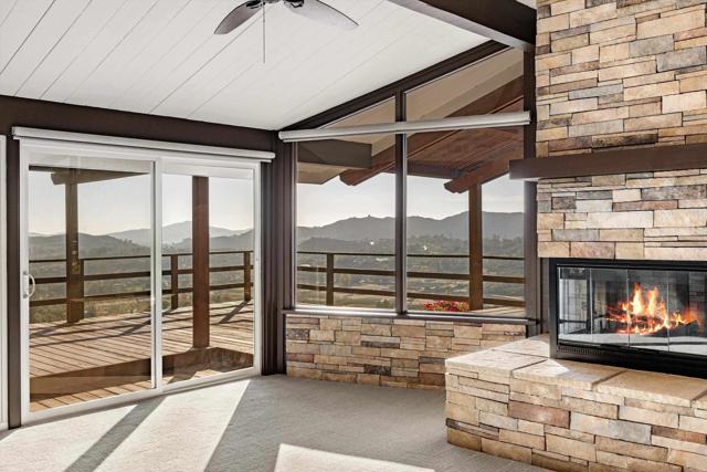 Detail Gallery Image 14 of 54 For 26332 Sky Dr, Escondido,  CA 92026 - 3 Beds | 2/1 Baths