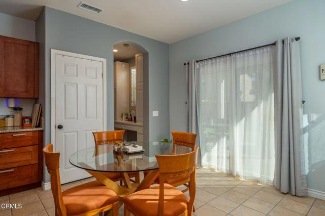 Detail Gallery Image 10 of 31 For 728 Navito Way, Oxnard,  CA 93030 - 4 Beds | 3/1 Baths