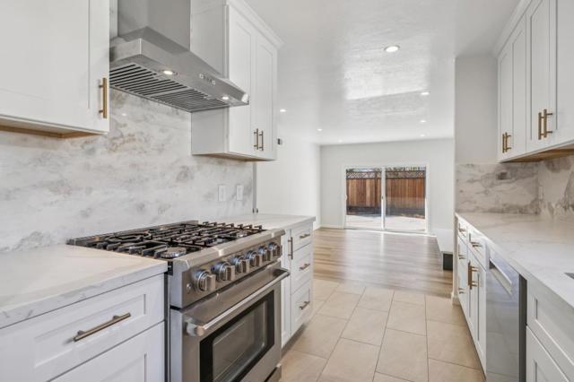 700 Gull Avenue, Foster City CA: https://media.crmls.org/mediaz/a21d84aa-a438-409f-8ab9-d3b74ee032ee.jpg