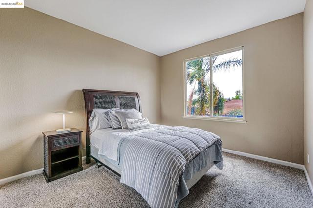 2480 Stanford Way, Antioch CA: https://media.crmls.org/mediaz/a21dac94-e1ed-4008-8390-fad72e83b912.jpg