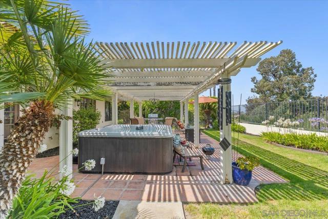 16263 Via Embeleso, San Diego CA: https://media.crmls.org/mediaz/a21db864-cd71-49c8-bb8c-bd9c7a80f596.jpg