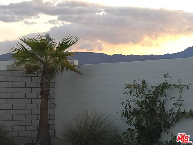 Image 16 of 1 For 49901 Crescent