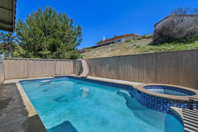 Detail Gallery Image 29 of 33 For 613 Point Vicente Ct, Chula Vista,  CA 91911 - 4 Beds | 2/1 Baths