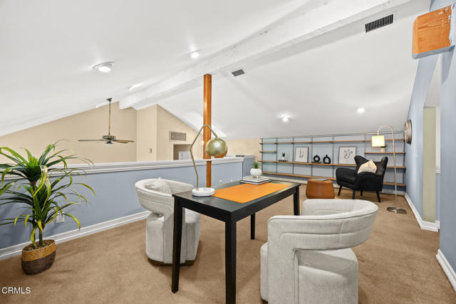 Detail Gallery Image 12 of 24 For 405 Woodcliffe Rd, Pasadena,  CA 91105 - 3 Beds | 2/1 Baths