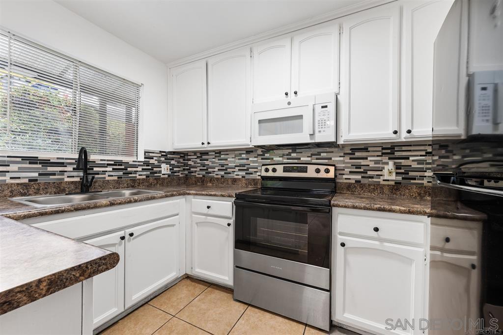 A21Fa42B E20F 405A Aed6 80Ec31421299 1852 Bakersfield St, Lemon Grove, Ca 91945 &Lt;Span Style='BackgroundColor:transparent;Padding:0Px;'&Gt; &Lt;Small&Gt; &Lt;I&Gt; &Lt;/I&Gt; &Lt;/Small&Gt;&Lt;/Span&Gt;