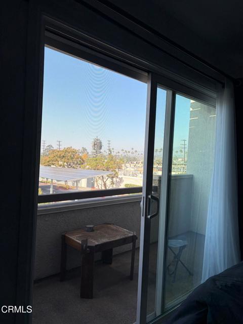 Detail Gallery Image 8 of 12 For 804 N Kenilworth Ave, Glendale,  CA 91203 - 3 Beds | 3 Baths