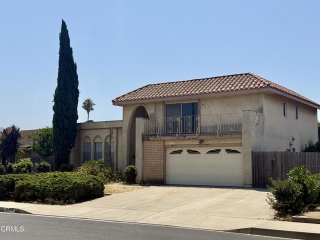 3542 Stiles Avenue, Camarillo CA: https://media.crmls.org/mediaz/a22251ca-f0ce-4f2f-98d9-8f394efb1ea9.jpg