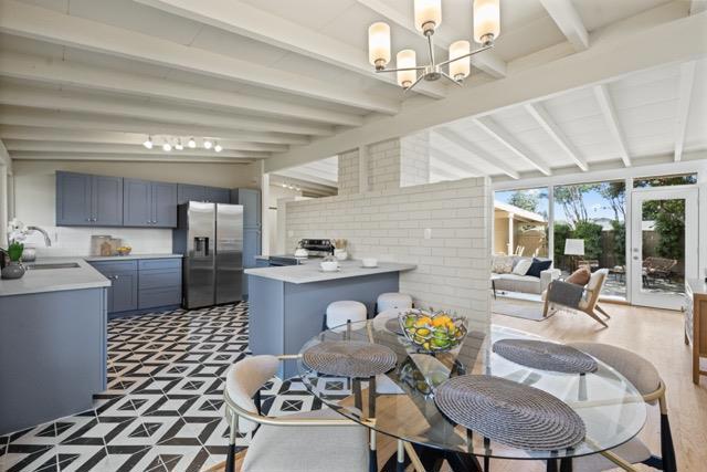 378 Woodhams Road, Santa Clara CA: https://media.crmls.org/mediaz/a222cb10-6ba7-4168-851c-7a799cb7d37b.jpg