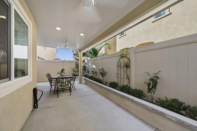 5616 Daybreak Way, Bonsall CA: https://media.crmls.org/mediaz/a22351f8-6923-4863-bd38-27bc3bf457d8.jpg