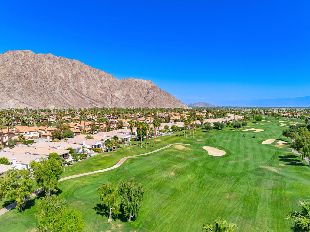 MLS #219135519DA image #9