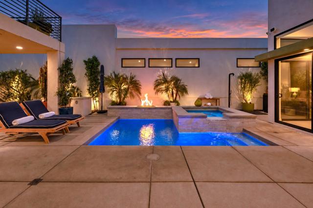 160 Obsidian Loop N, Palm Springs, CA 92264